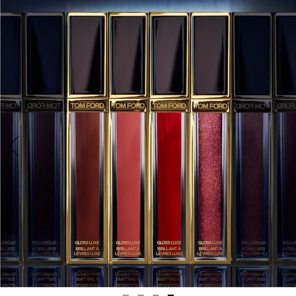 Tom Ford Lip Gloss Luxe in Sunrise Pink 022 ( Mauve) - Picture 5 of 10